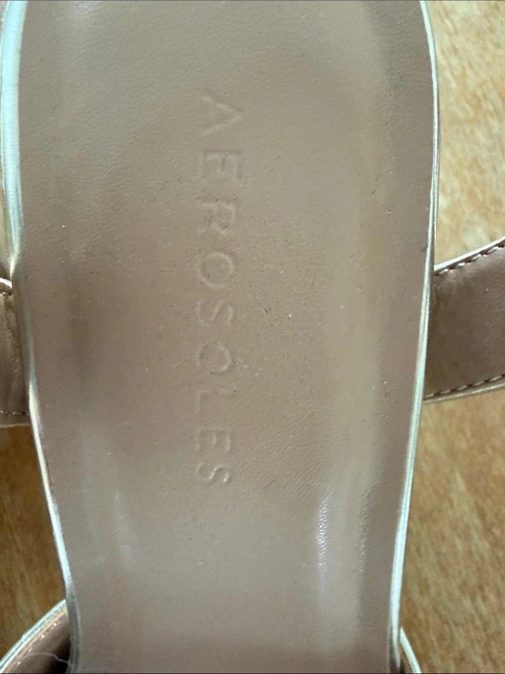 Aerosoles Pastel Soft Gold Metallic Espadrille Wedge Sandals Size 7.5